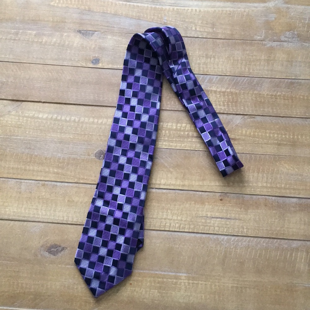 Checkered purple tie from Croft and barrow!